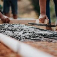 Rénovation de Mur en Parpaings en Dordogne
Description : La maçonnerie de Couvreur 24 en Dordogne comprend la rénovation précise d'un mur en parpaings, préservant son caractère d'origine.